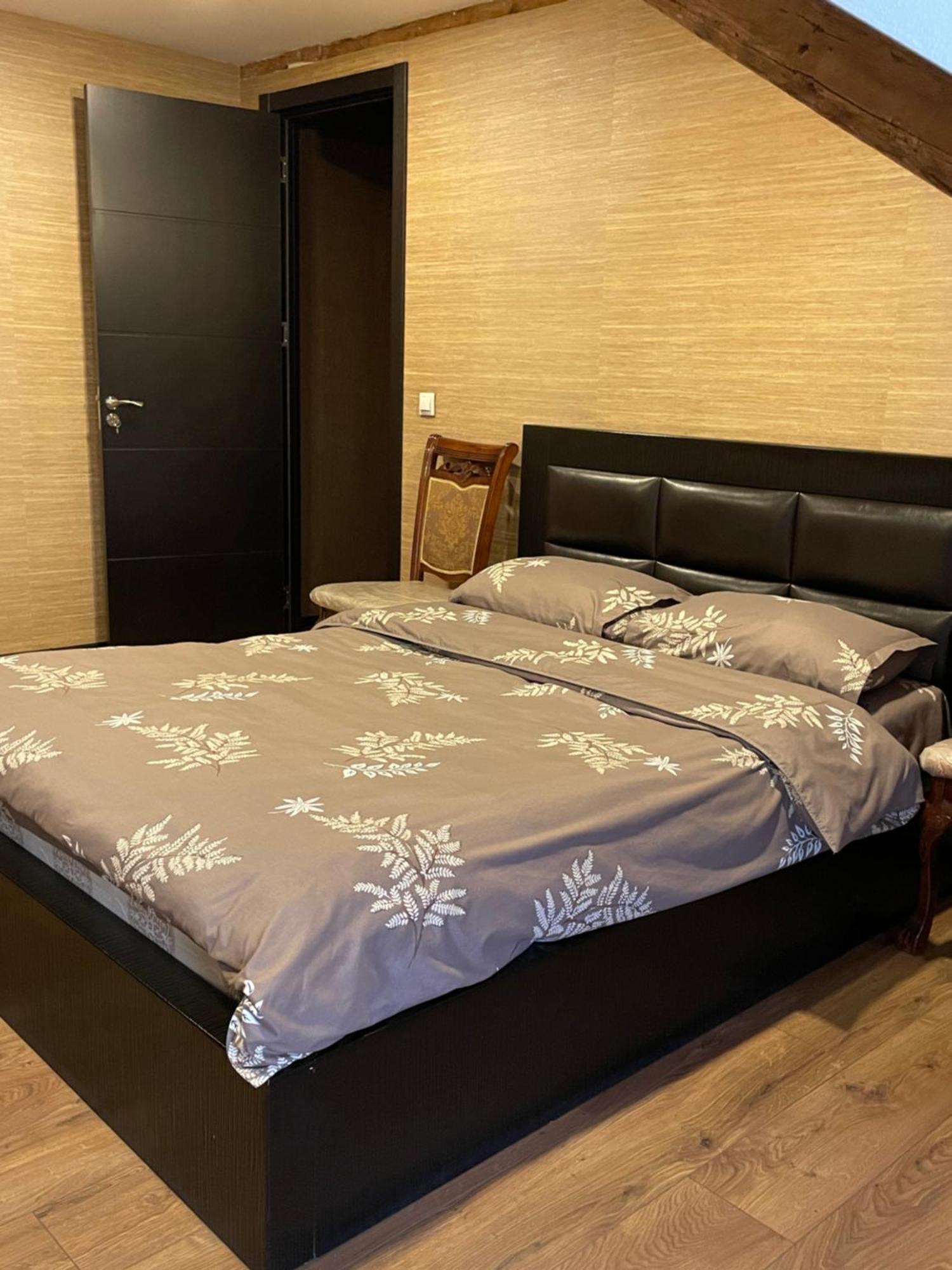 Beautiful Apartment On Atoneli Tiflis Exterior foto